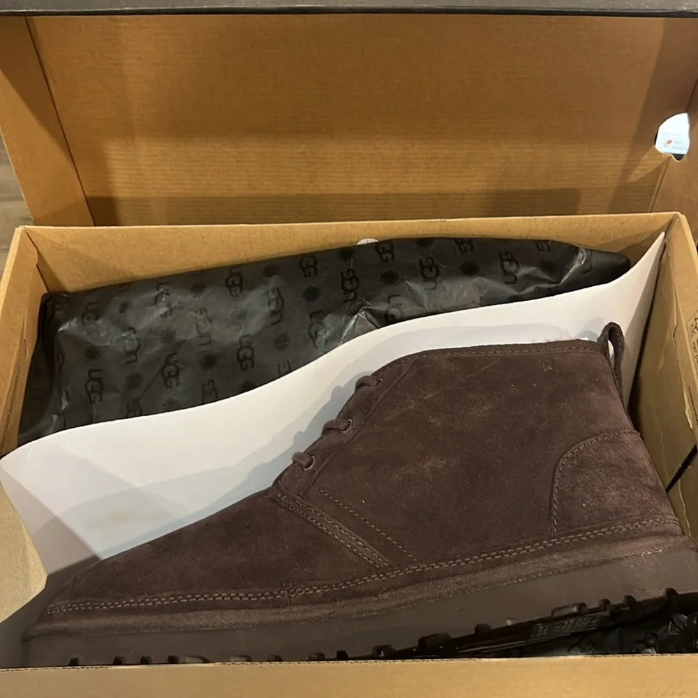UGGS Neumel Chukka Boot - Dusted Cocoa Size 13